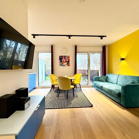 Wohnung Mit Terrasse + Parkplatz Wien Eksteriør billede