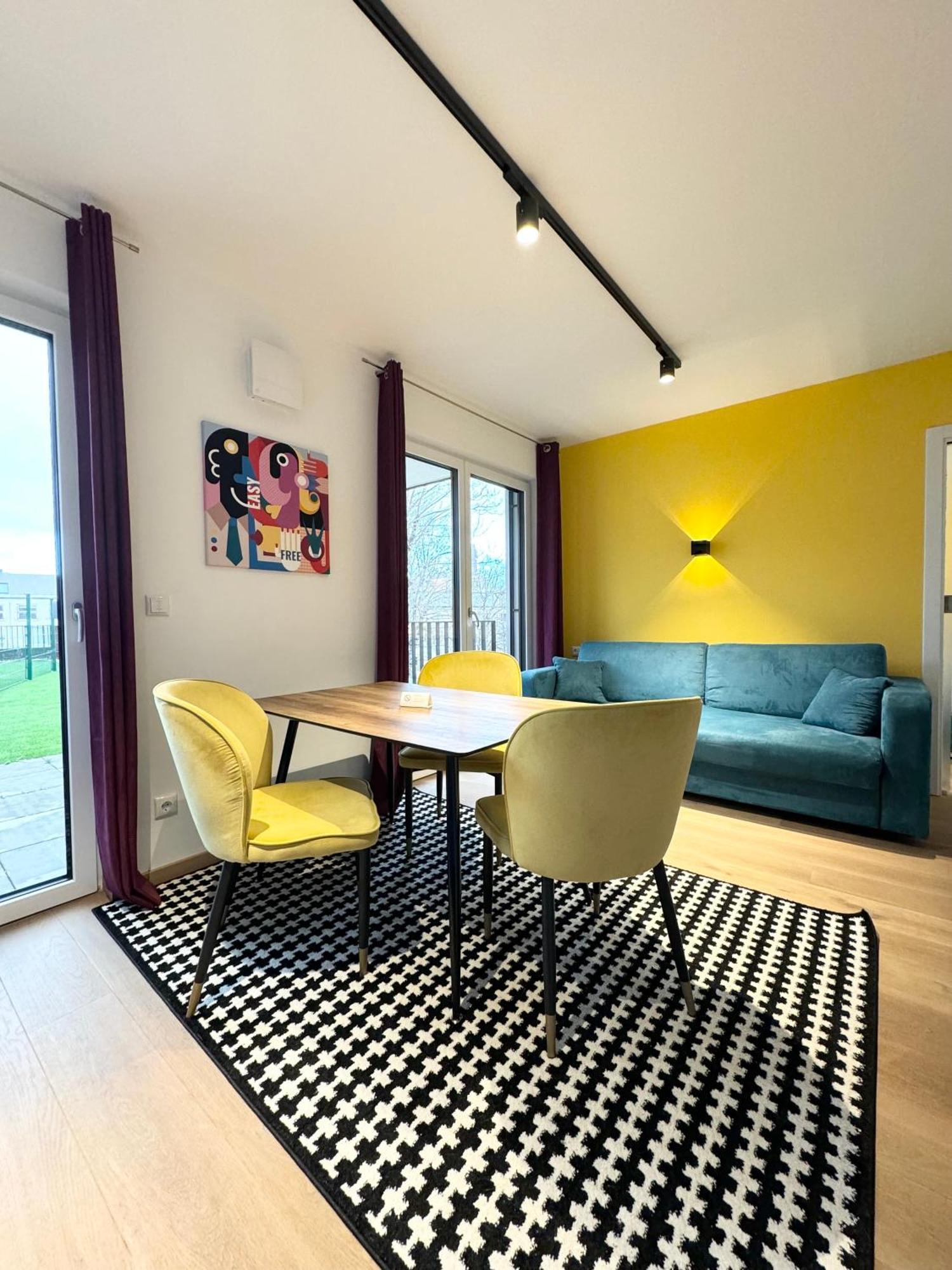 Wohnung Mit Terrasse + Parkplatz Wien Eksteriør billede